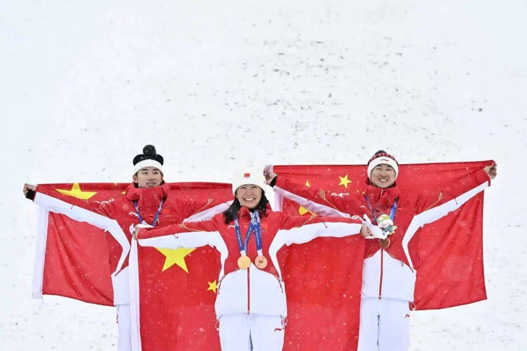 开云入口-新周期奥运首秀，李宁的新连接